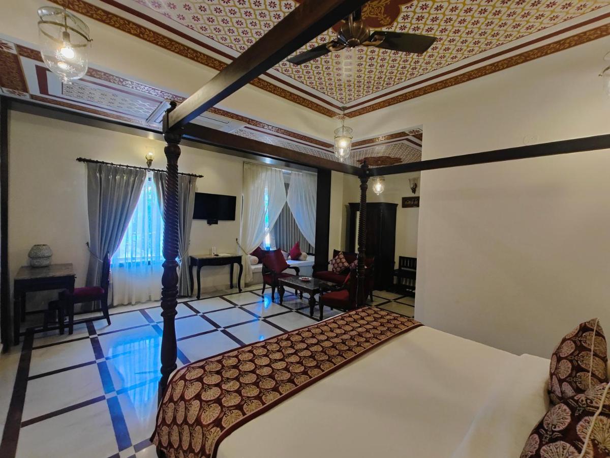 Отель The Amar Mahal By Trulyy Удайпур Экстерьер фото